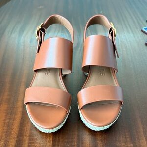 AEROSOLES Tan Leather Sandals